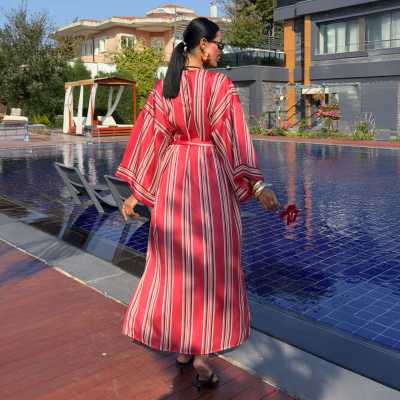 ����� ������ ����� ������ Atina