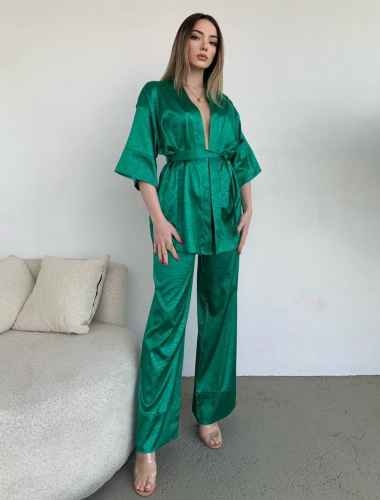 ������� ��� ������ � �������� Lancome Green