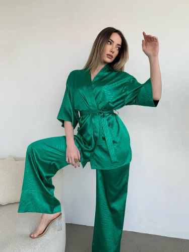 ������� ��� ������ � �������� Lancome Green