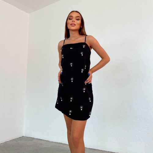 ����� �  ������ � ����� Kiki Black